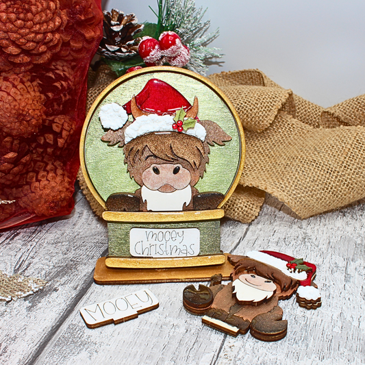 Christmas Highland Cooo Snow Globe