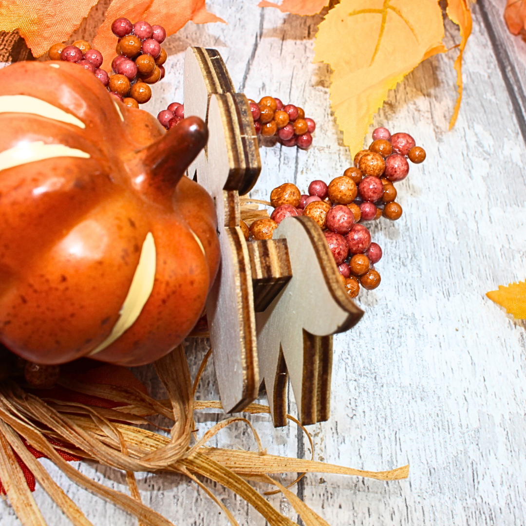 Cosy Snail Autumn Pot Hanger