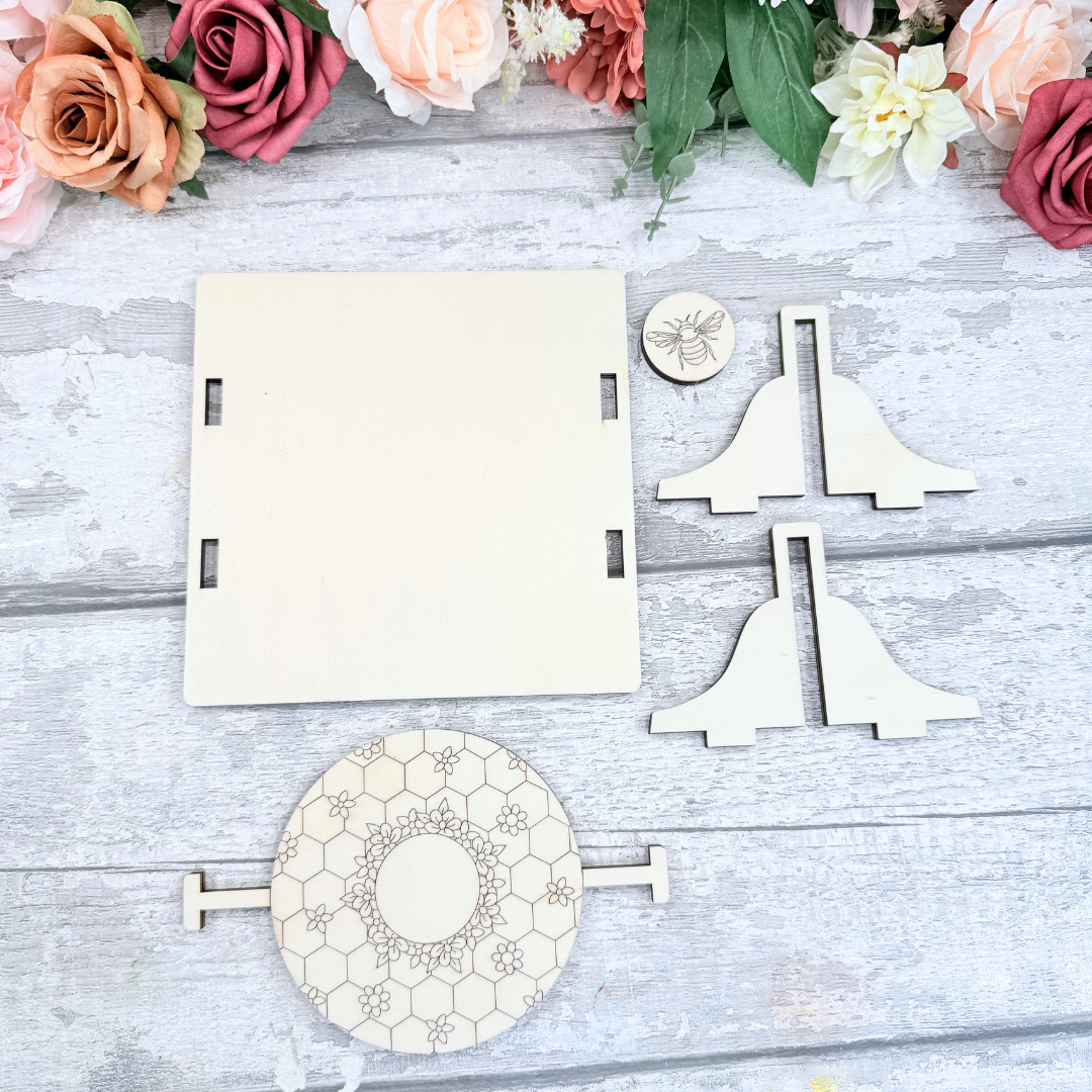 Bee Napkin Holder