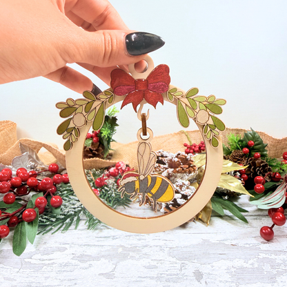 Christmas Dangle Bauble - Bee
