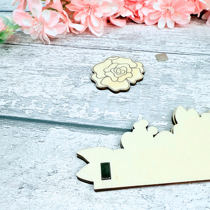 Bloom & Hold – Floral Magnetic Photo Holder