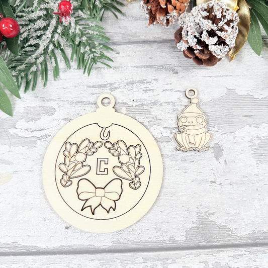 Christmas Dangle Bauble - Frog