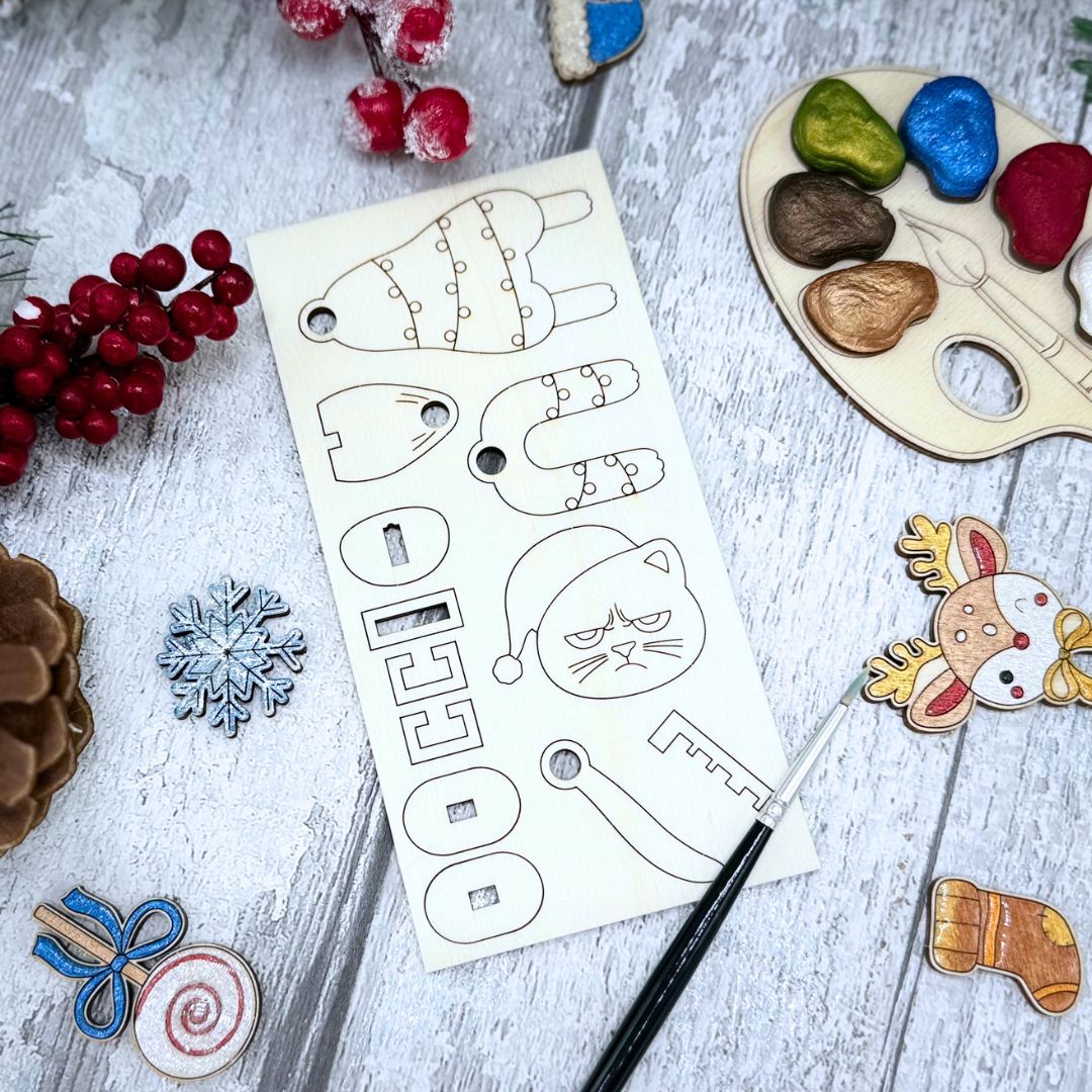 Christmas Wiggly Grumpy Kitty – The Sassiest Wiggle on the Tree