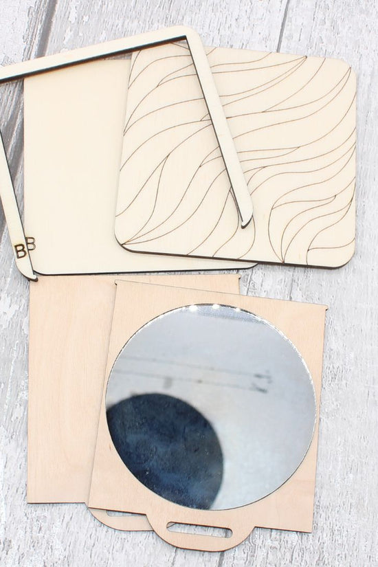 Leaves Compact Mirror Elements