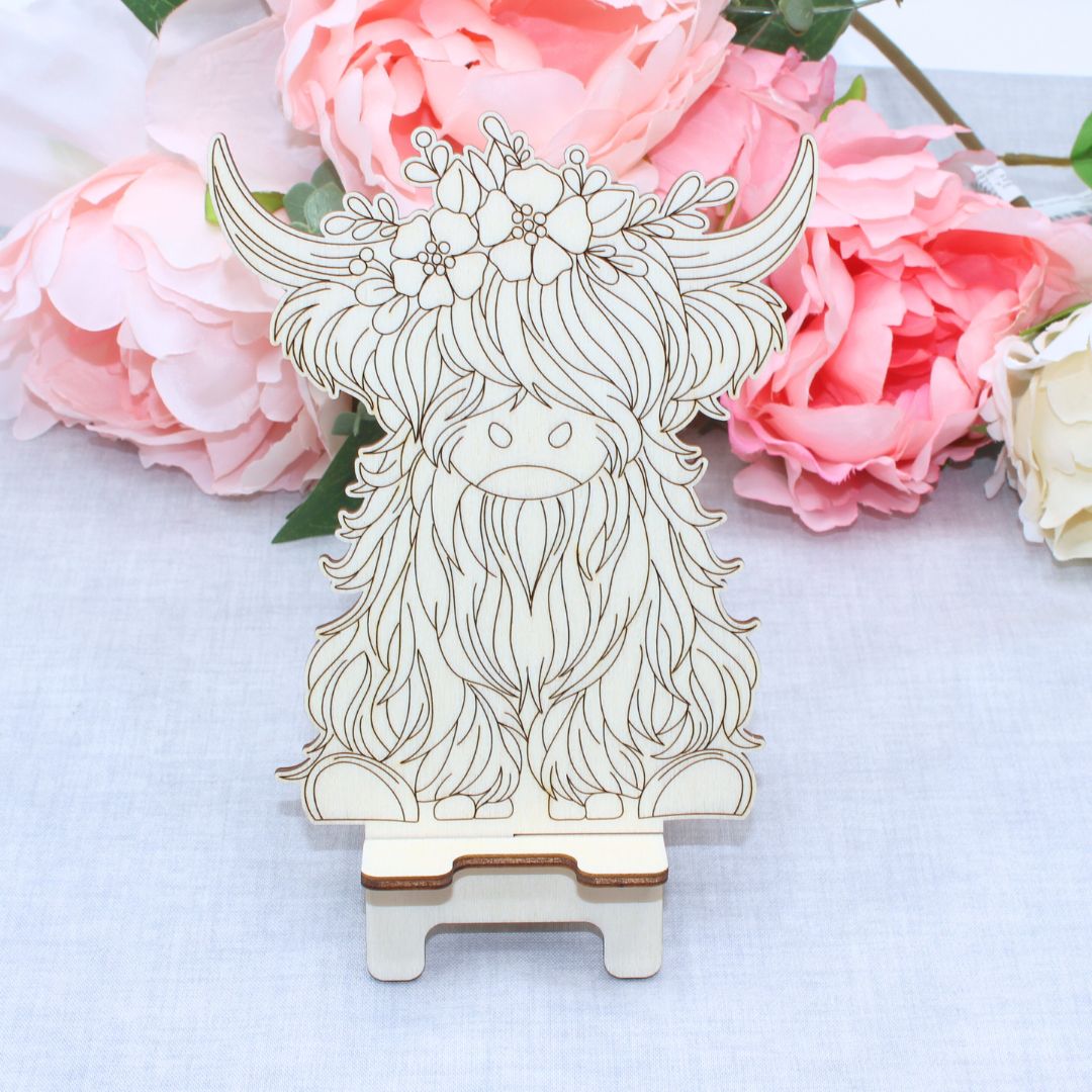 Highland Cow Mobile Stand