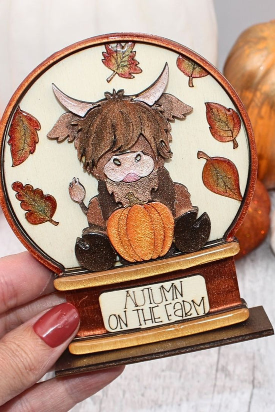Highland Cow Globe Set