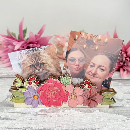 Bloom & Hold – Floral Magnetic Photo Holder