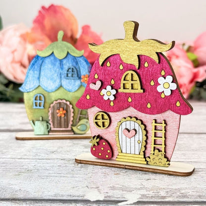 Mini Strawberry Cottage