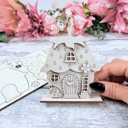 Mini Strawberry Cottage