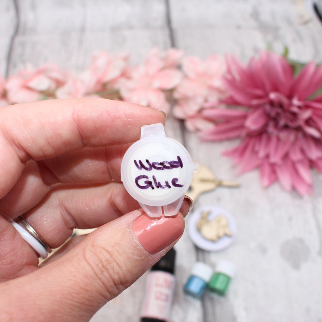 Spring Meadow Mobile Phone Stand - Craft Kit