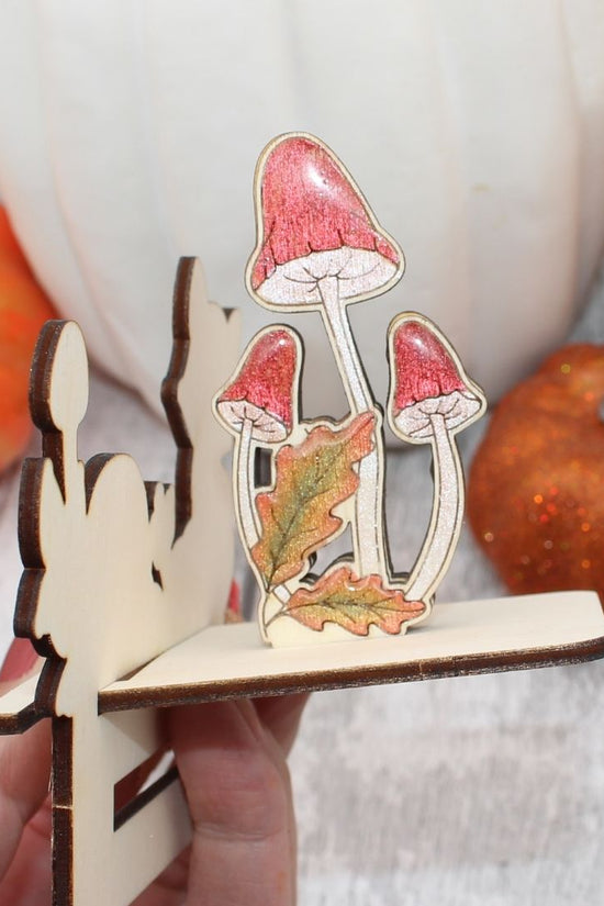 Foxi Autumn Mobile Stand