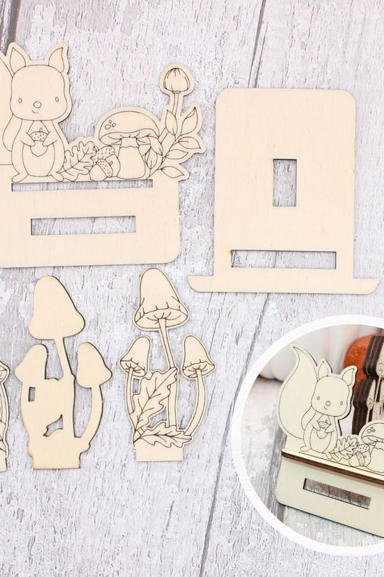 Squirrel Autumn Mobile Stand