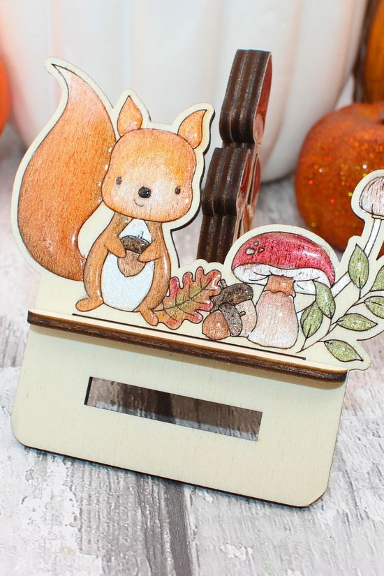 Squirrel Autumn Mobile Stand